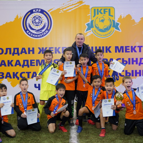 UEFA representative takes part in awarding ceremony