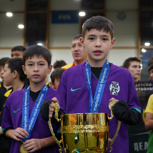 UEFA representative takes part in awarding ceremony