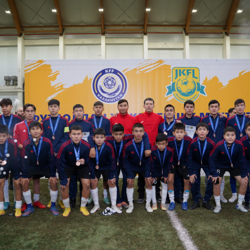 UEFA representative takes part in awarding ceremony