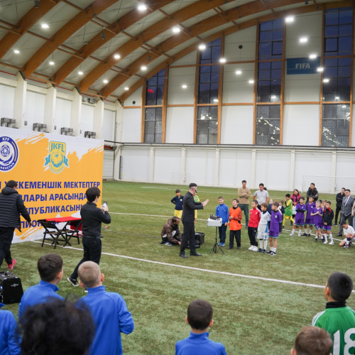 UEFA representative takes part in awarding ceremony
