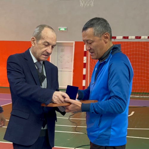 Regional federations receive commemorative awards in honor of the KFF 30th anniversary