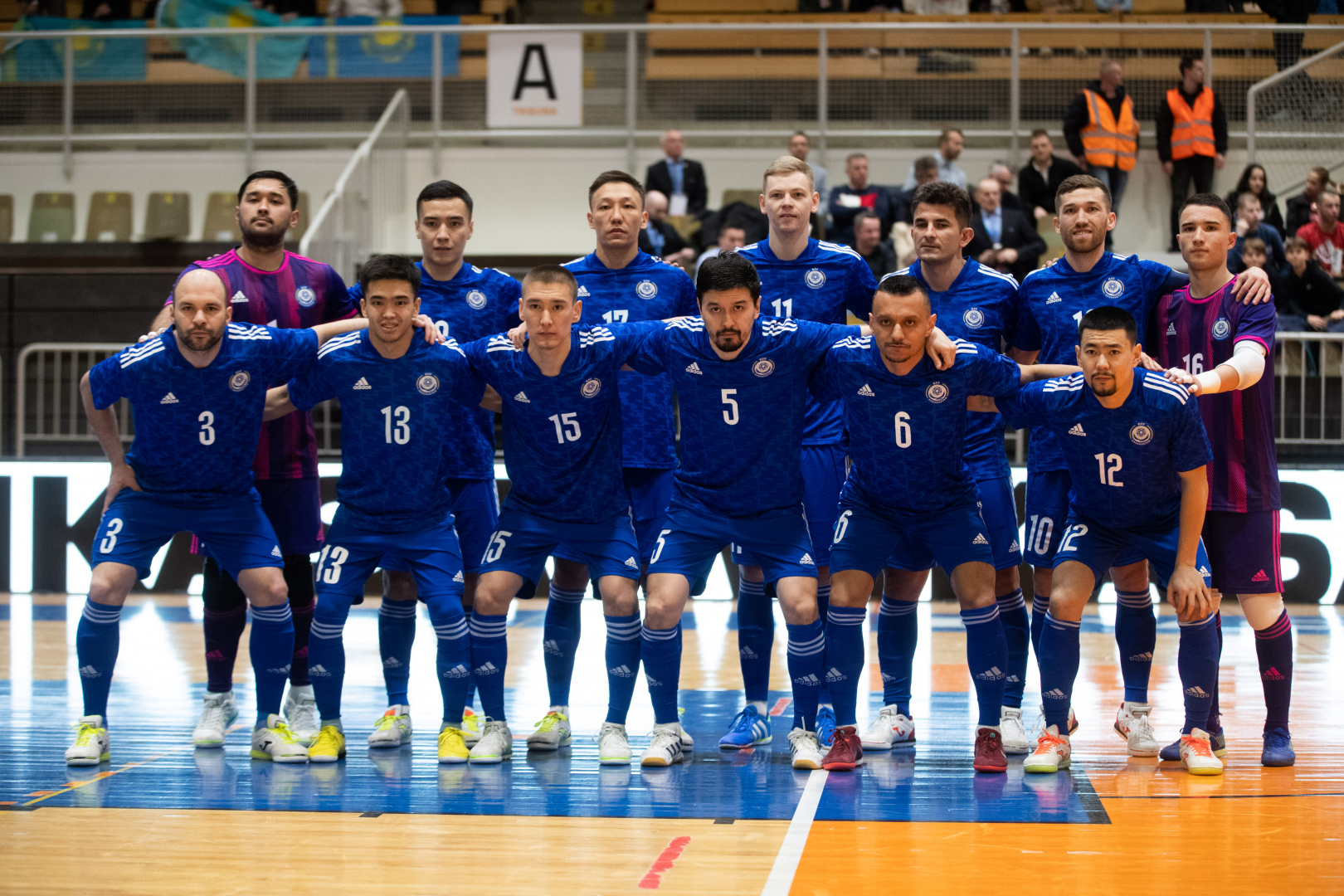 Kazakhstan futsal team promotes 2024 FIFA World Cup elite round
