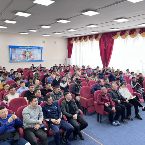 ҚФФ жалпы білім беретін мектептердің дене шынықтыру оқытушылары үшін төрешілік бойынша оқыту жүргізеді