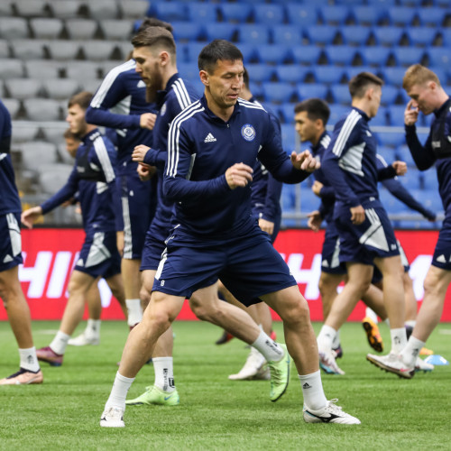 Photos from the pre-match training session of the Kazakhstan national team