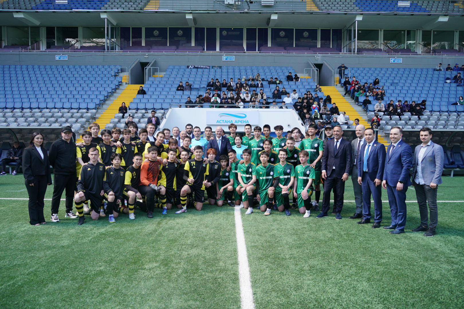 Gianni Infantino visits the children's tournament