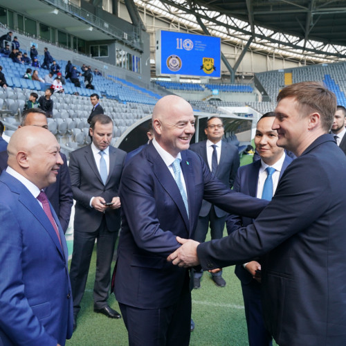 Gianni Infantino visits the children's tournament