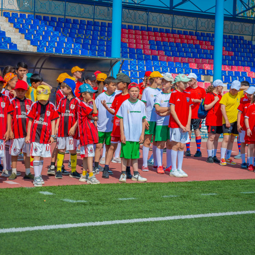 Қызылордада балалар үйінің тәрбиеленушілеріне арналған футбол фестивалі өтті