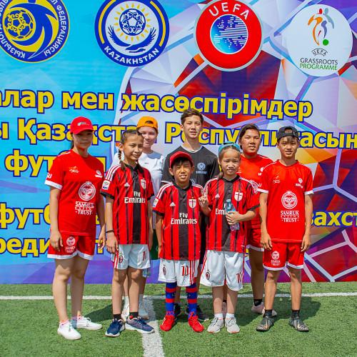Қызылордада балалар үйінің тәрбиеленушілеріне арналған футбол фестивалі өтті
