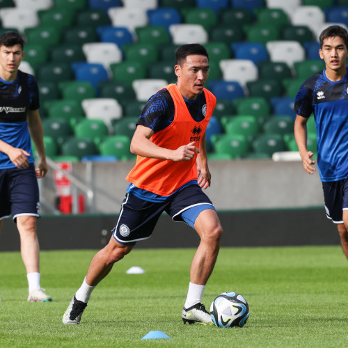 Pre-match training session in Belfast