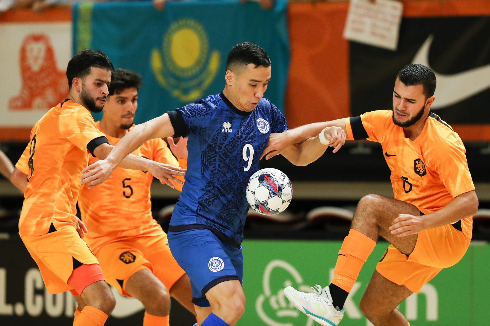 Kazakhstan futsal team beat the Netherlands away