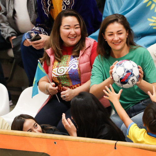 Netherlands (0:2) Kazakhstan - Photos