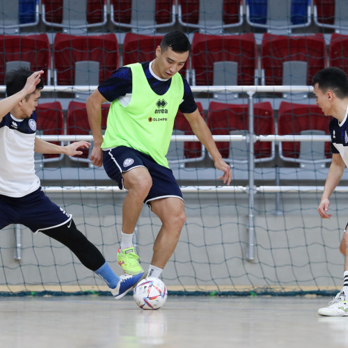 Kazakhstan futsal team in Baku - Photos