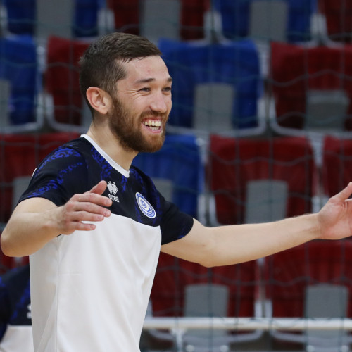 Kazakhstan futsal team in Baku - Photos
