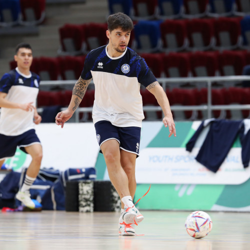 Kazakhstan futsal team in Baku - Photos