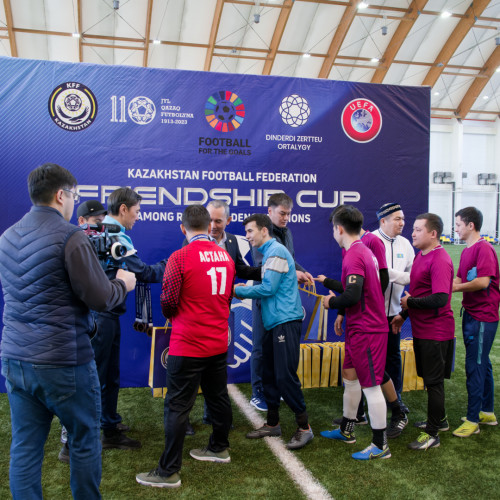 Астанада діни конфессиялар өкілдері арасында футбол турнирі өтті