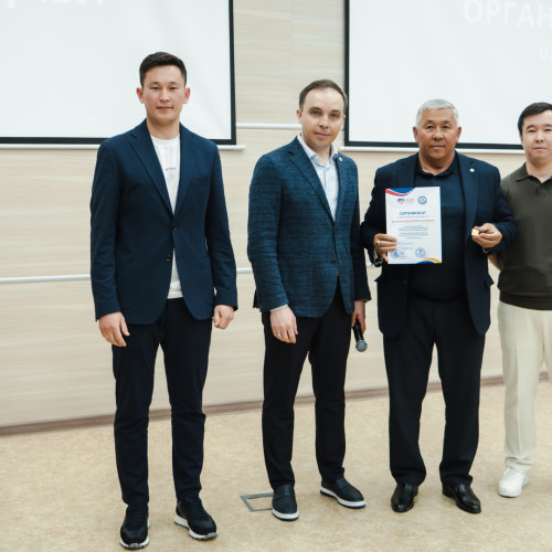 Алматыда футбол клубтарының басшыларына арналған «Футбол менеджменті» офлайн-интенсиві аяқталды