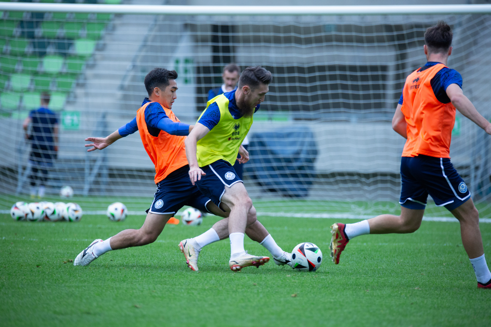 Pre-match training session in Szombathely