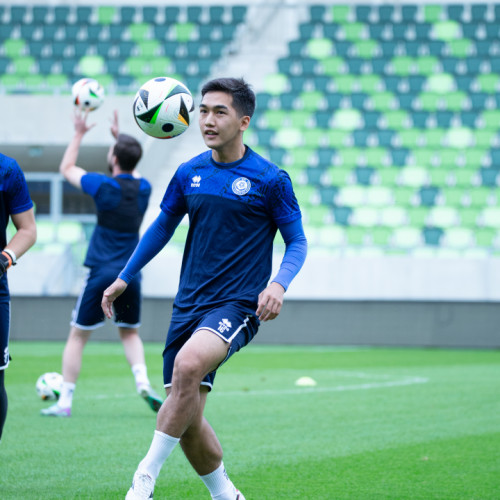 Pre-match training session in Szombathely