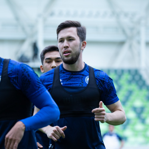 Pre-match training session in Szombathely