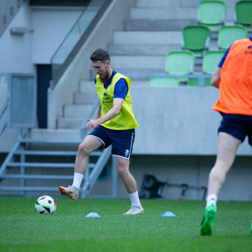 Pre-match training session in Szombathely