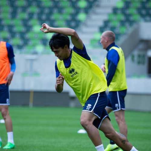 Pre-match training session in Szombathely