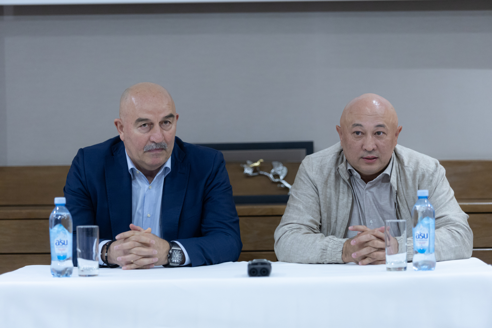Әділет Барменқұлов және Станислав Черчесовтің қатысуымен баспасөз мәслихаты өтеді