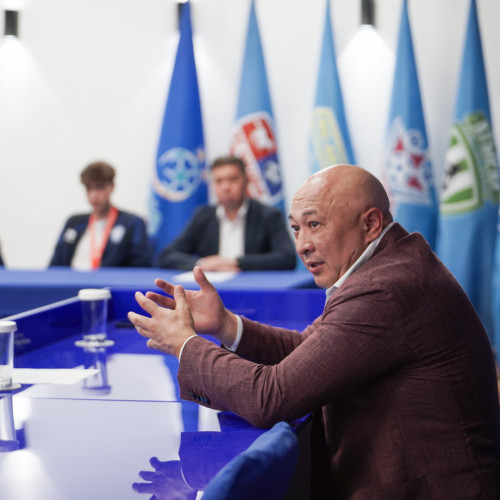 Әділет Барменқұлов Phygital Football-дан Қазақстан құрамасын қабылдады