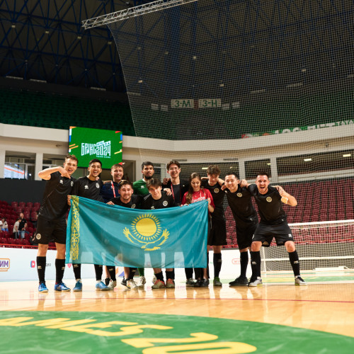Фоторепортаж со матчей сборной Казахстана по Phygital Football на Играх БРИКС