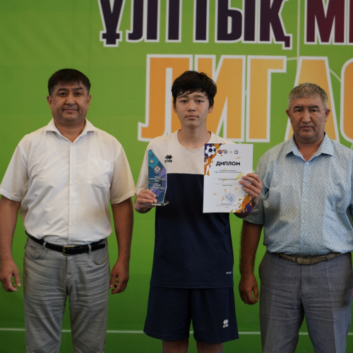 Түркістан облысының мектеп оқушылары «Былғары доп» лигасының жеңімпазы атанды