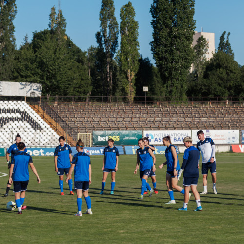 Kazakhstan women's team held pre-match training in Sofia