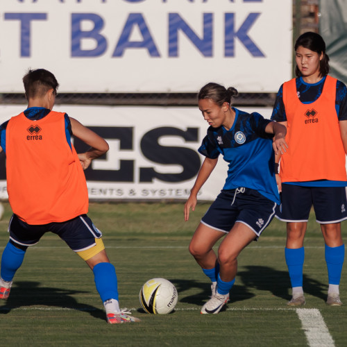 Kazakhstan women's team held pre-match training in Sofia