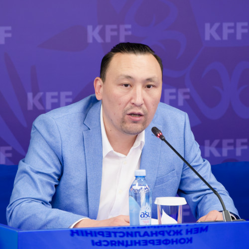 Футбол үйінде комментаторлар мен журналистердің қатысуымен конференция өтті