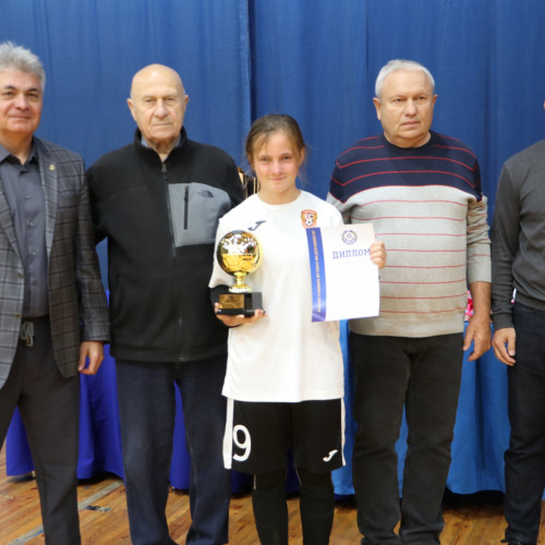 «Шахтер» - Победитель Чемпионата РК среди девичьих команд (2010-2011)