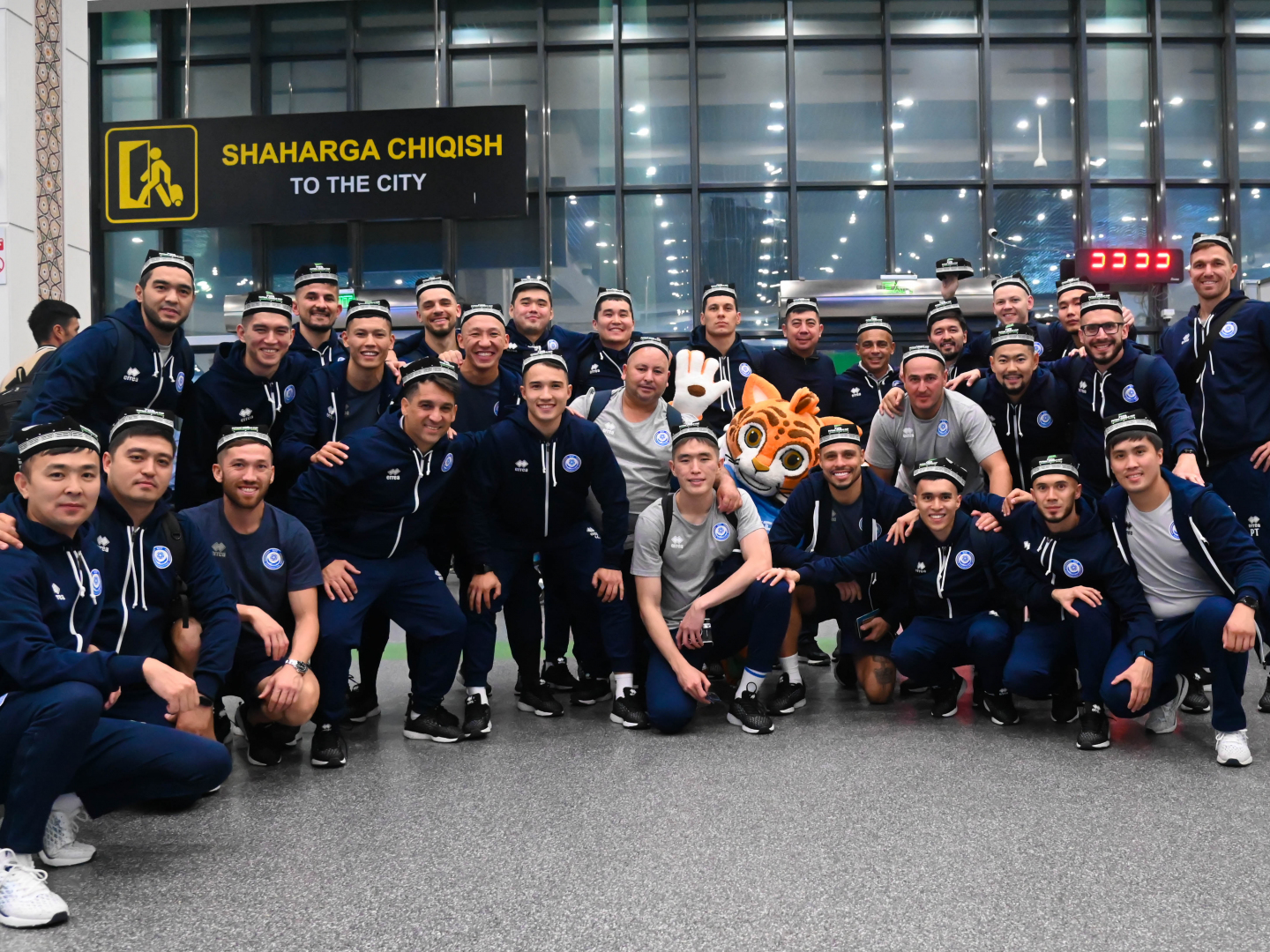 Kazakhstan Futsal Team Arrives in Uzbekistan