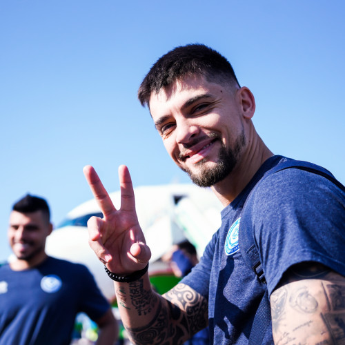 Kazakhstan Futsal Team Arrives in Uzbekistan