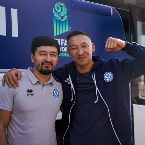 Kazakhstan Futsal Team Arrives in Uzbekistan