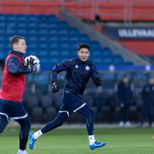 Pre-match training session in Oslo