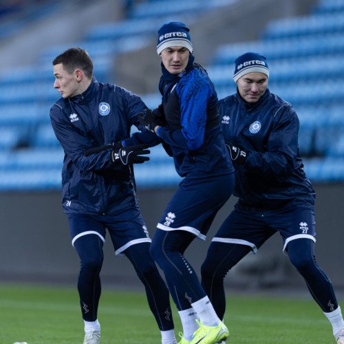 Pre-match training session in Oslo