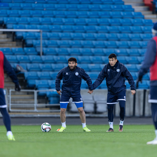 Pre-match training session in Oslo
