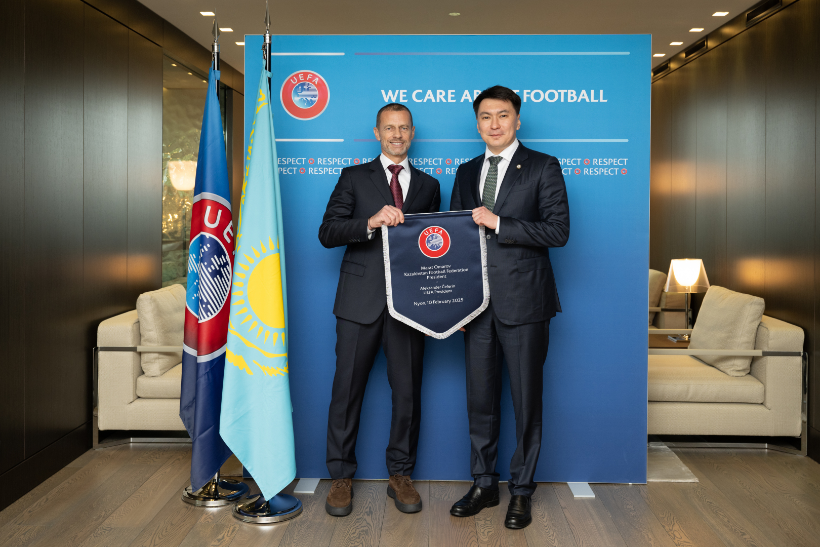 Marat Omarov meets with UEFA President Aleksander Čeferin