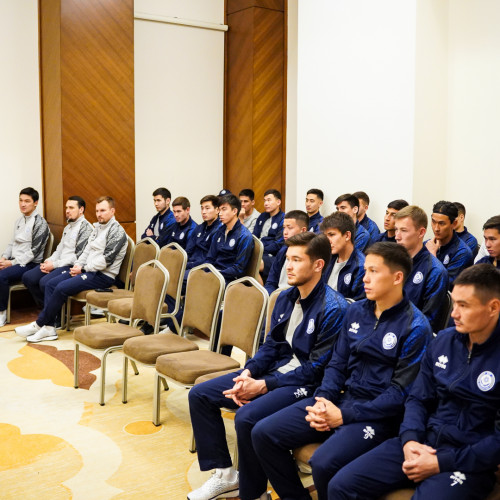 David Loriya met with players of Kazakhstan national team in Turkey