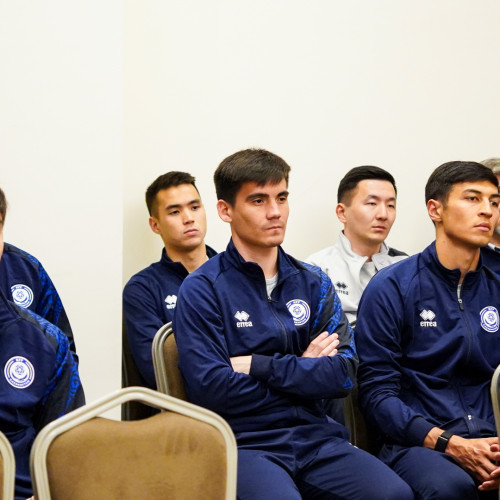 David Loriya met with players of Kazakhstan national team in Turkey