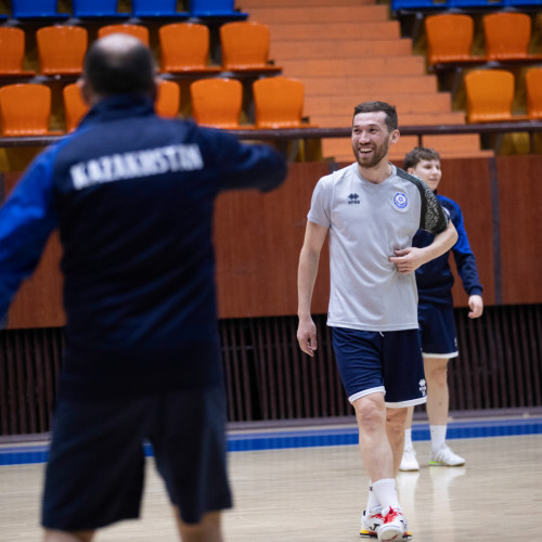 Kazakhstan futsal team to fight for Euro