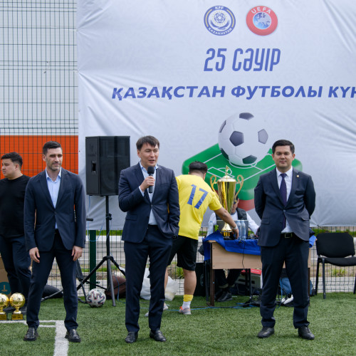 Футбол үйінде спорт журналистері арасында турнир өтті