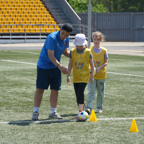 Өскеменде UEFA Playmakers жобасы аясында бапкерлерге арналған семинар өтті