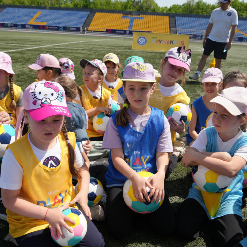 Өскеменде UEFA Playmakers жобасы аясында бапкерлерге арналған семинар өтті
