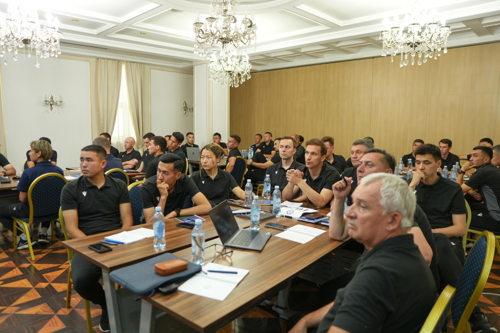 Астанада төрешілер мен инспекторларға арналған аралық жиын басталды