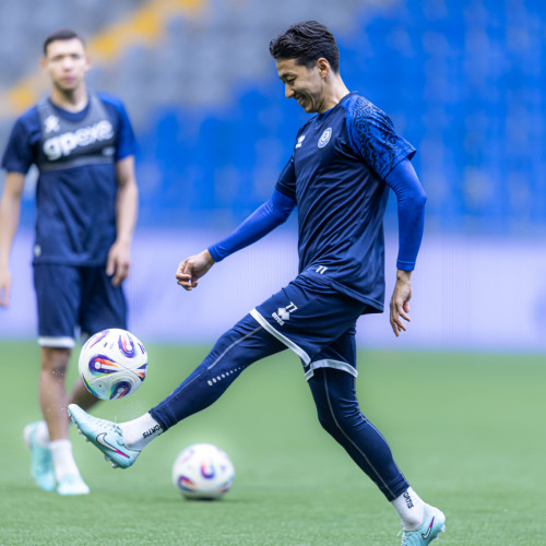 pre-match training session - photos