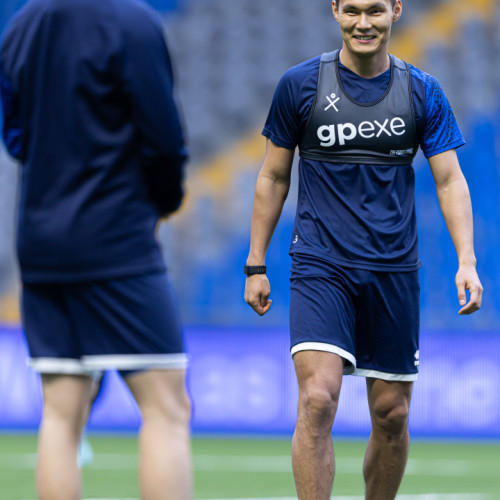 pre-match training session - photos