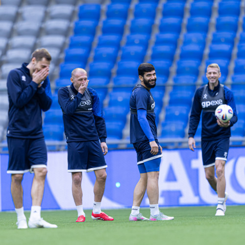 pre-match training session - photos